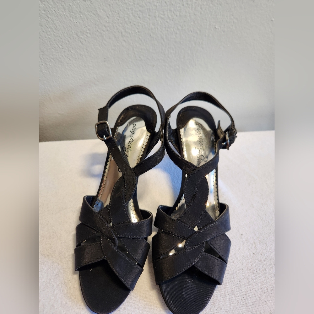 Easy Street Alive 5 Black open toed heels- Size 8.5